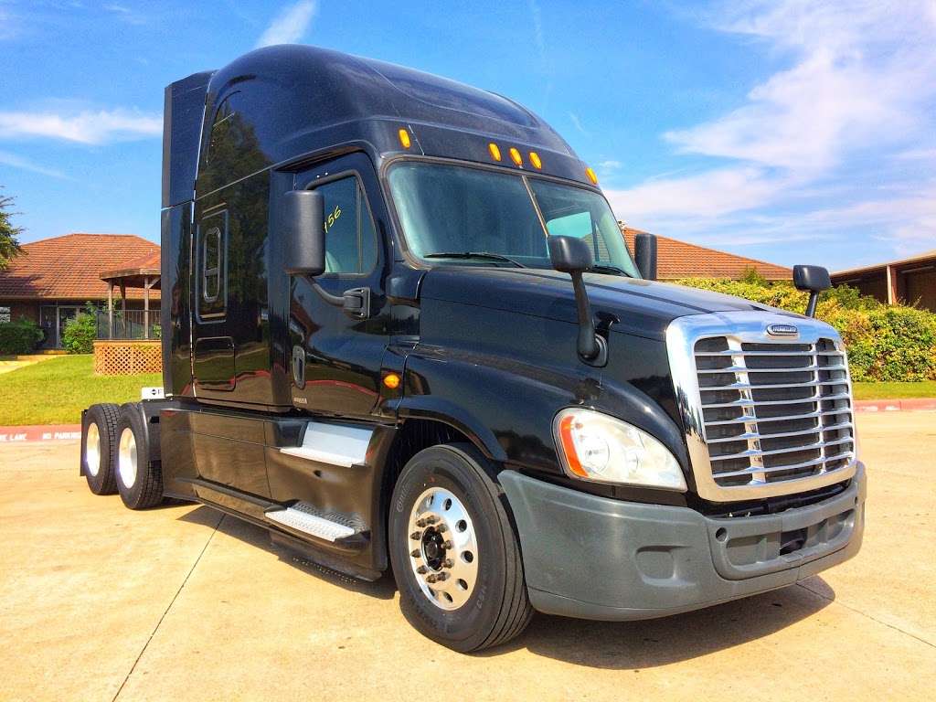 Fleet Truck Sales Inc | 8701 Peterbilt Ave, Dallas, TX 75241, USA | Phone: (972) 224-4852