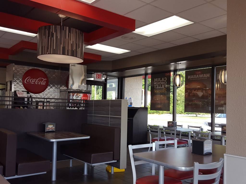 Hardees | 1240 Cedar Rd, Chesapeake, VA 23322 | Phone: (757) 436-3037