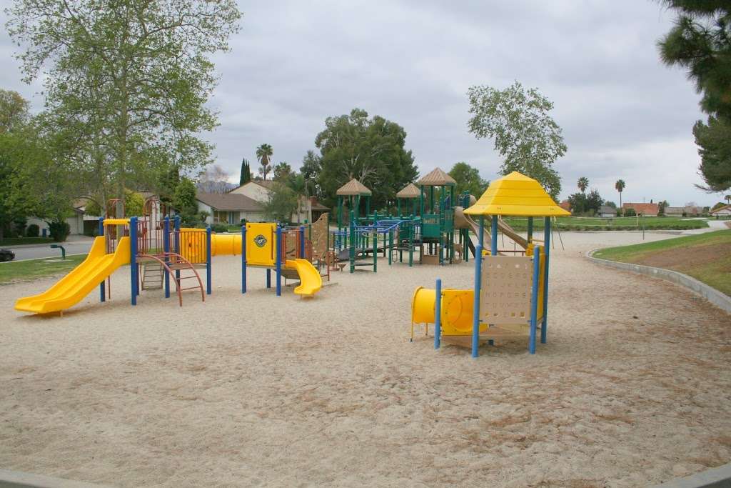 Oakbrook Neighborhood Park | 2787 Erbes Rd, Thousand Oaks, CA 91362, USA | Phone: (805) 495-6471