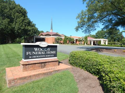 Woody Funeral Home-Parham | 1771 N Parham Rd, Richmond, VA 23229, USA | Phone: (804) 288-3013