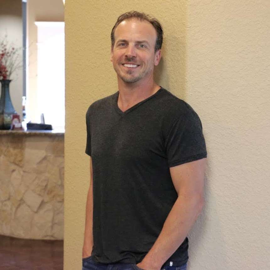 Dr. Jared L. Huvar, DDS @ Columbia Dental | 907 S Columbia Dr, West Columbia, TX 77486, USA | Phone: (979) 404-2927