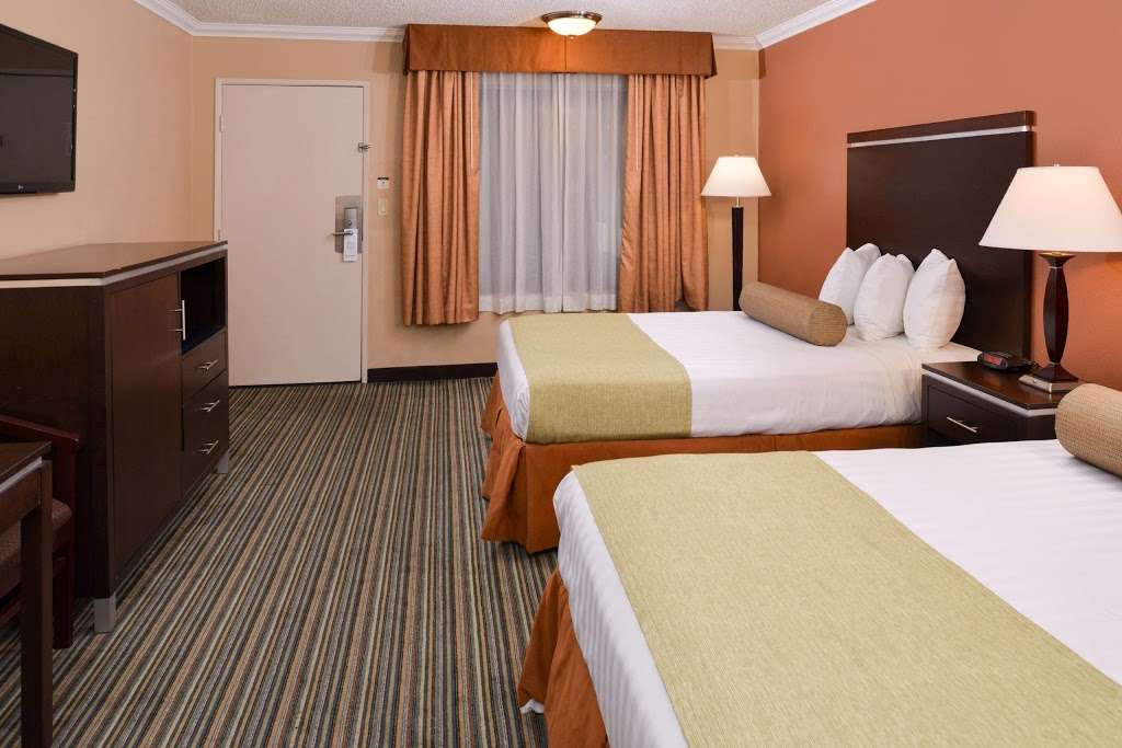 Best Western Courtesy Inn | 1070 W Ball Rd, Anaheim, CA 92802 | Phone: (714) 772-2470