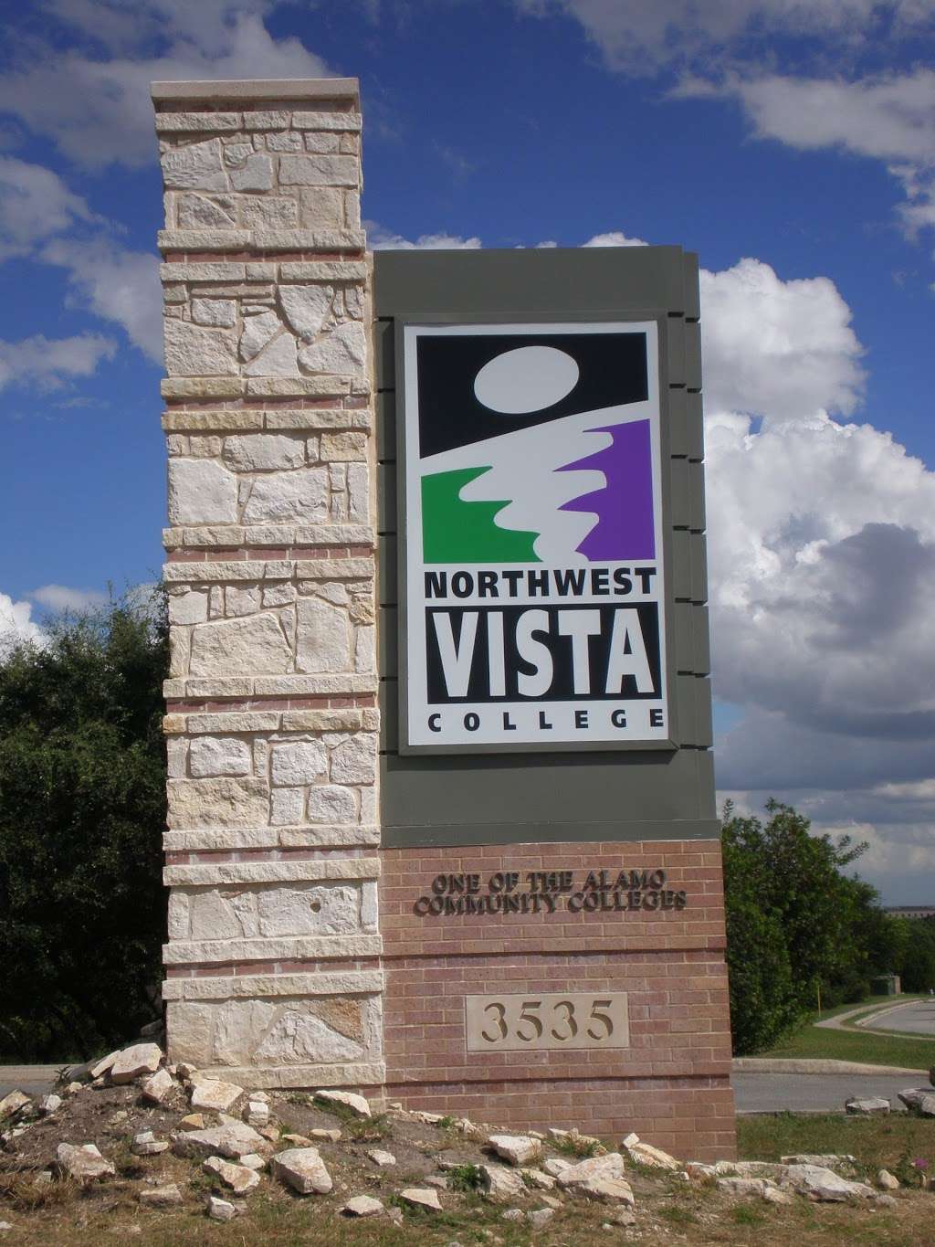 Northwest Vista College | 3535 N Ellison Dr, San Antonio, TX 78251, USA | Phone: (210) 486-4000