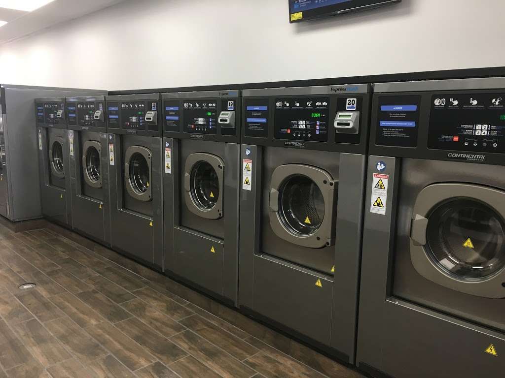 The Washery Laundromat | 312 Lincoln Ave, Fox River Grove, IL 60021, USA | Phone: (224) 357-7001