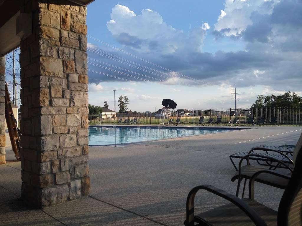 Memorial Springs Pool and Park | Tomball, TX 77375, USA