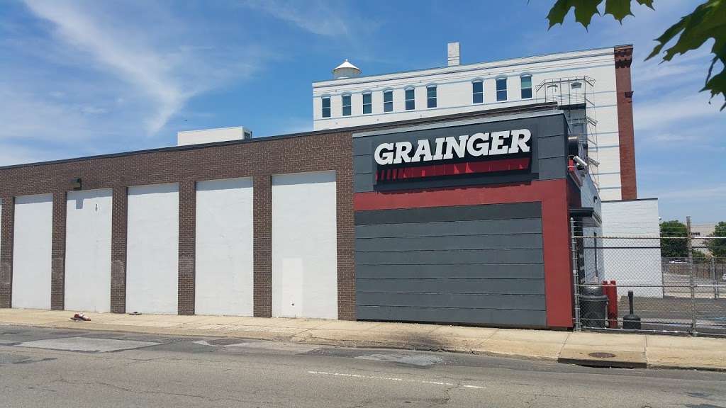 Grainger Industrial Supply | 401 N 8th St, Philadelphia, PA 19123, USA | Phone: (800) 472-4643