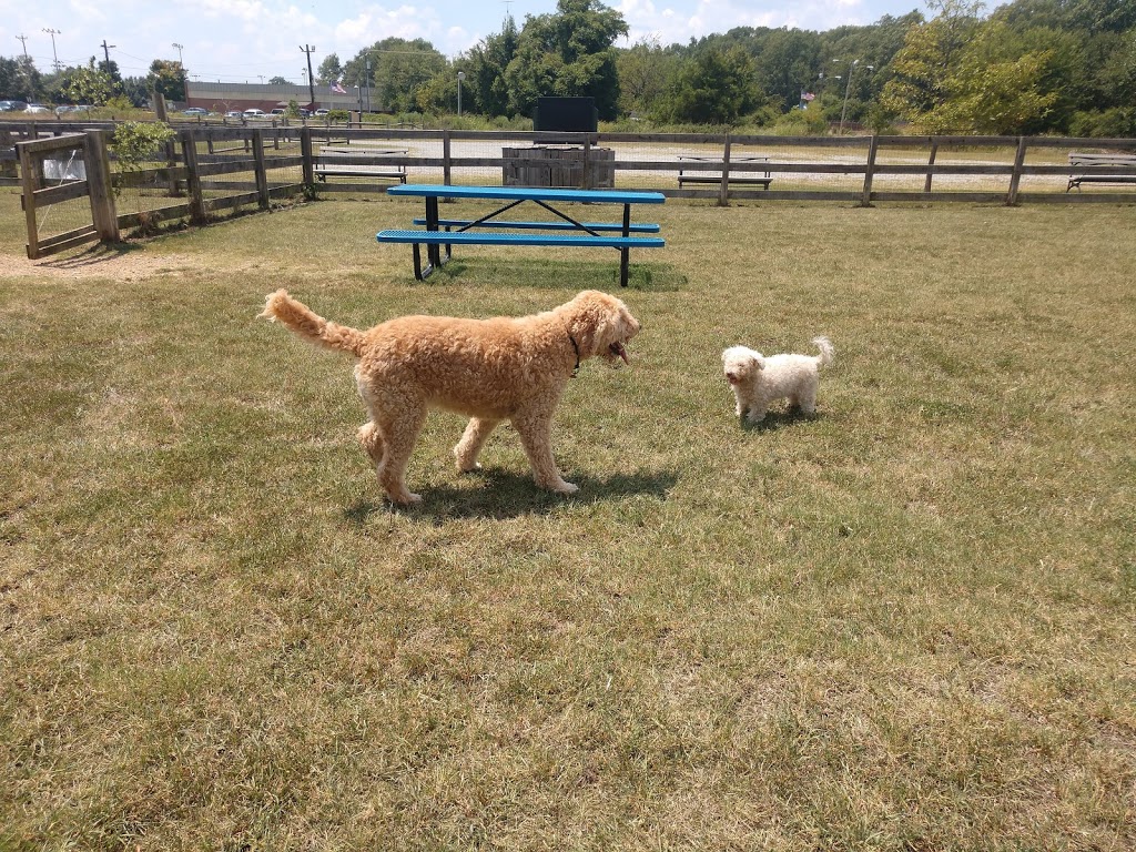 Northside Dog Park | 500 Forest Lawn Dr, Richmond, VA 23227, USA | Phone: (804) 646-5733