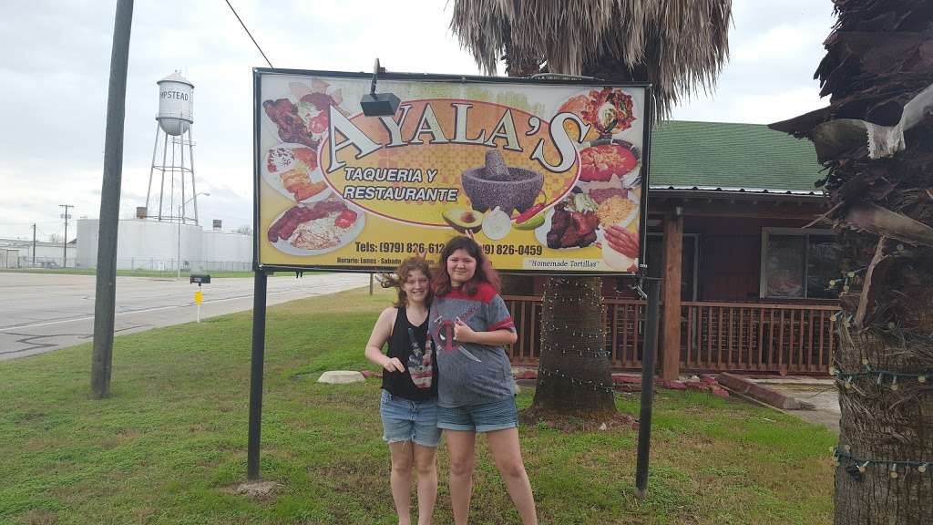 Ayalas mexican food | 905 13th St, Hempstead, TX 77445, USA | Phone: (979) 826-6124