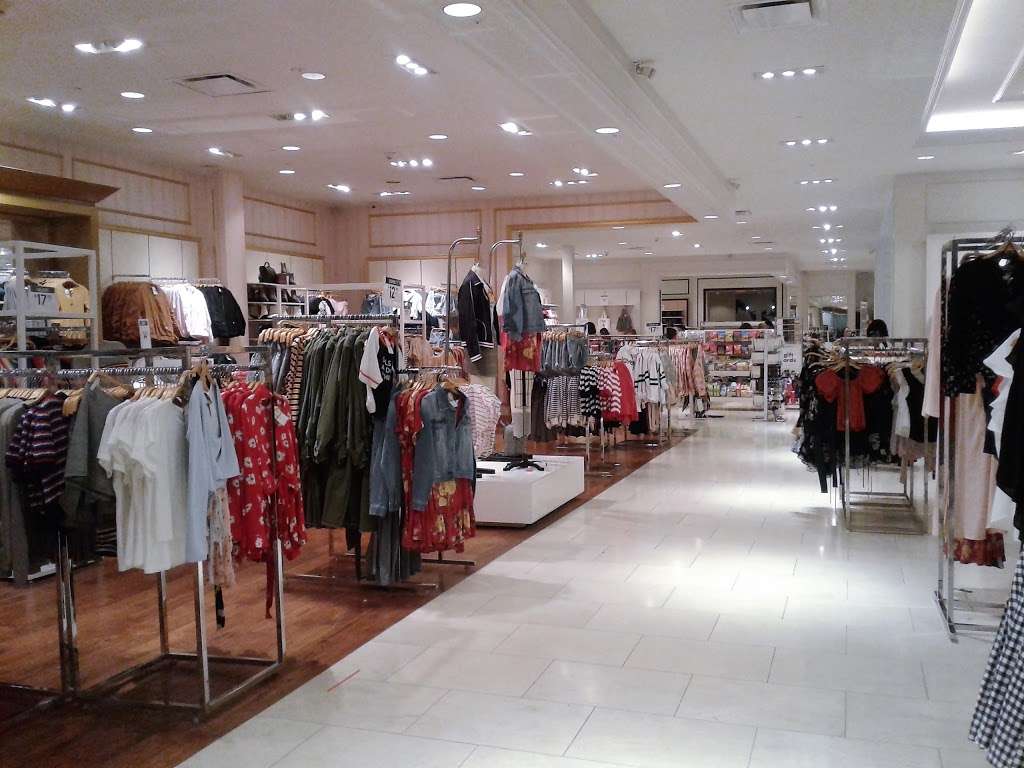 Forever 21 | Dover Mall, 1365 N Dupont Hwy #4004-A, Dover, DE 19901, USA | Phone: (302) 747-2058