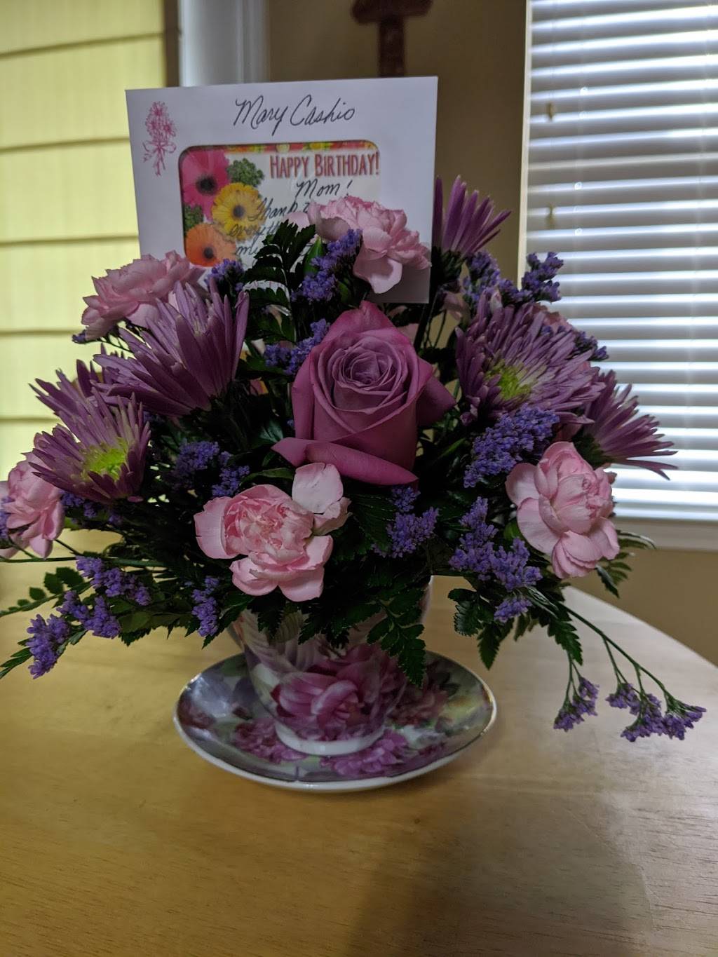 Pretty-N-Pink Florist Inc | 8106 Kripple K Rd, Denham Springs, LA 70726, USA | Phone: (225) 664-3958