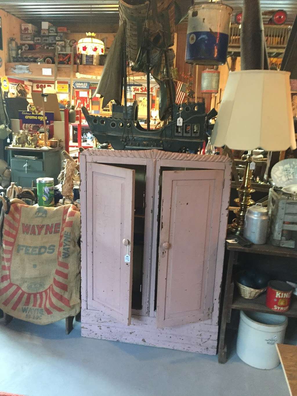 Blue Gate Pickens antiques & relics | 69 Nissley Ln, Holtwood, PA 17532 | Phone: (717) 284-6982