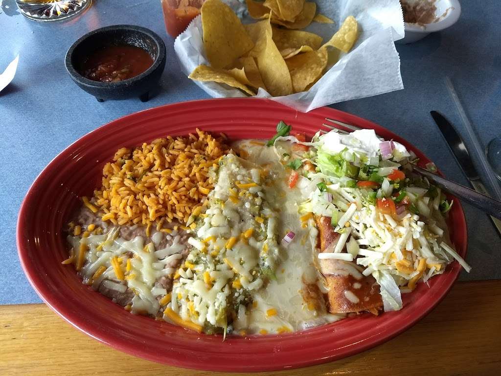 Pueblo Azteca Mexican Restaurant and Cantina | 330 Prince St, Tappahannock, VA 22560, USA | Phone: (804) 925-6149