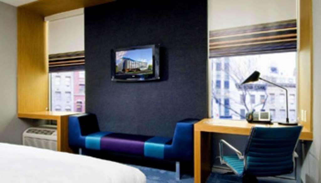 Aloft Lexington | 727 Marrett Rd A, Lexington, MA 02421, USA | Phone: (781) 761-1700