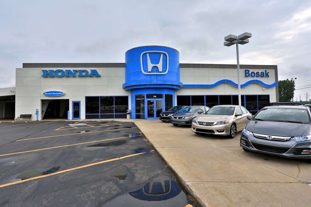 Bosak Honda Michigan City | 710 Hwy 20, Michigan City, IN 46360, USA | Phone: (800) 728-9825