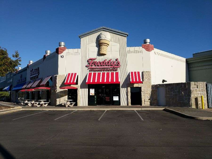 Freddys Frozen Custard & Steakburgers | 255 E Basse Rd, San Antonio, TX 78209, USA | Phone: (210) 821-5553