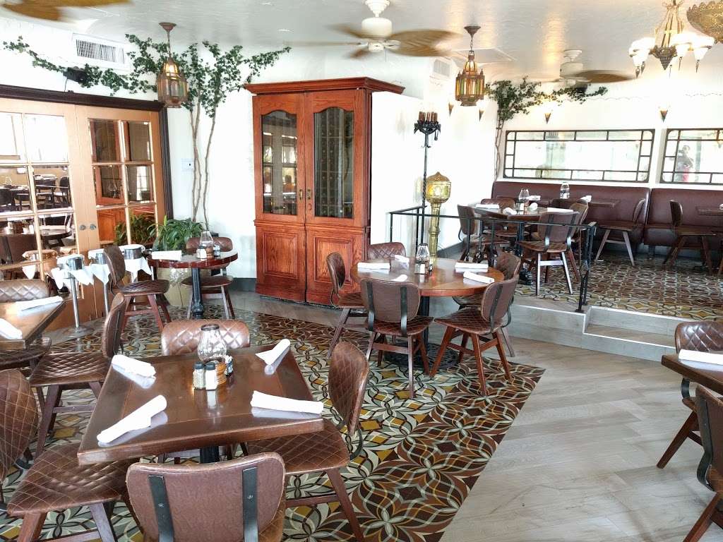 Casablanca Cafe | 3049 Alhambra St, Fort Lauderdale, FL 33304, USA | Phone: (954) 764-3500