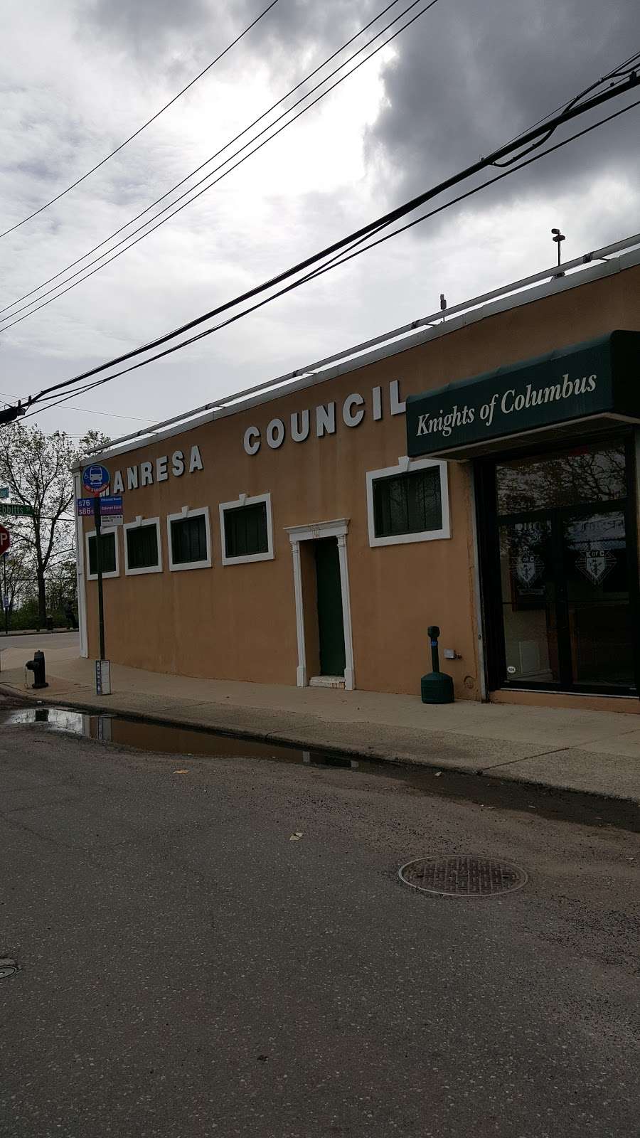 Manresa Columbian Club Inc | 185 Cedar Grove Ave, Staten Island, NY 10306, USA | Phone: (718) 987-4433