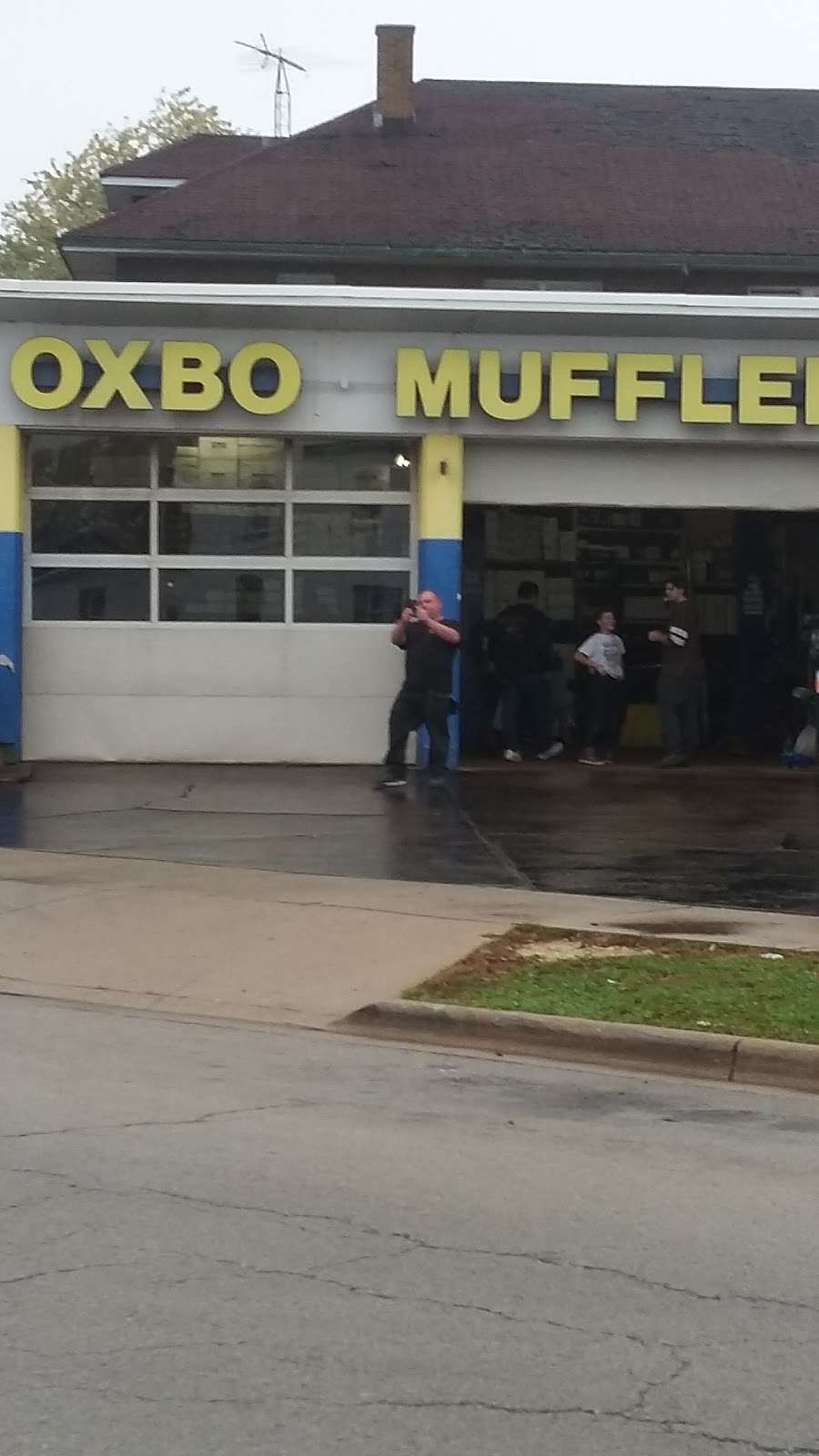 Oxbo Muffler & Brake Shop | 700 Plainfield Rd, Joliet, IL 60435, USA | Phone: (815) 726-3313