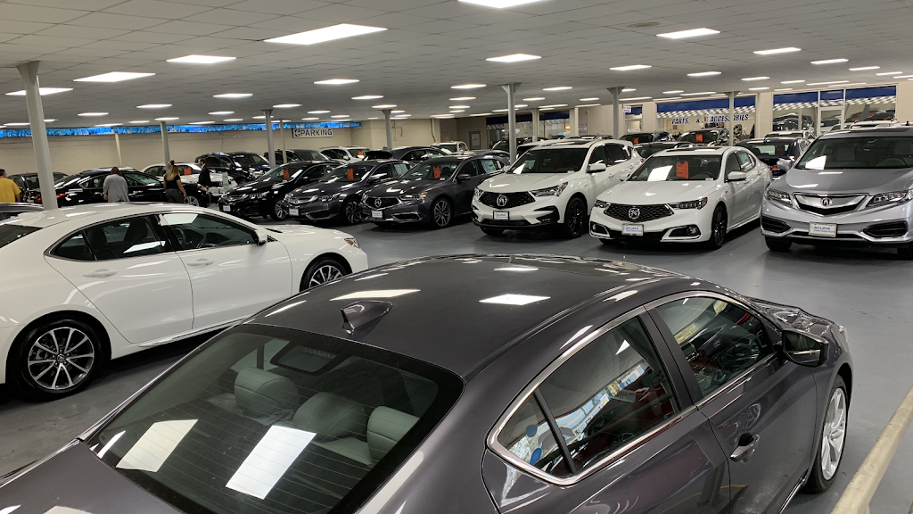 Chevy Chase Pre-Owned Super Center | 7701 Wisconsin Ave, Bethesda, MD 20814 | Phone: (888) 791-8098
