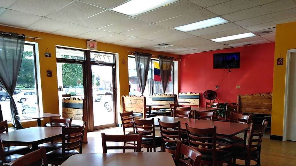 El puente Venezuelan Food | 7775 Quivira Rd, Lenexa, KS 66216 | Phone: (913) 210-4792