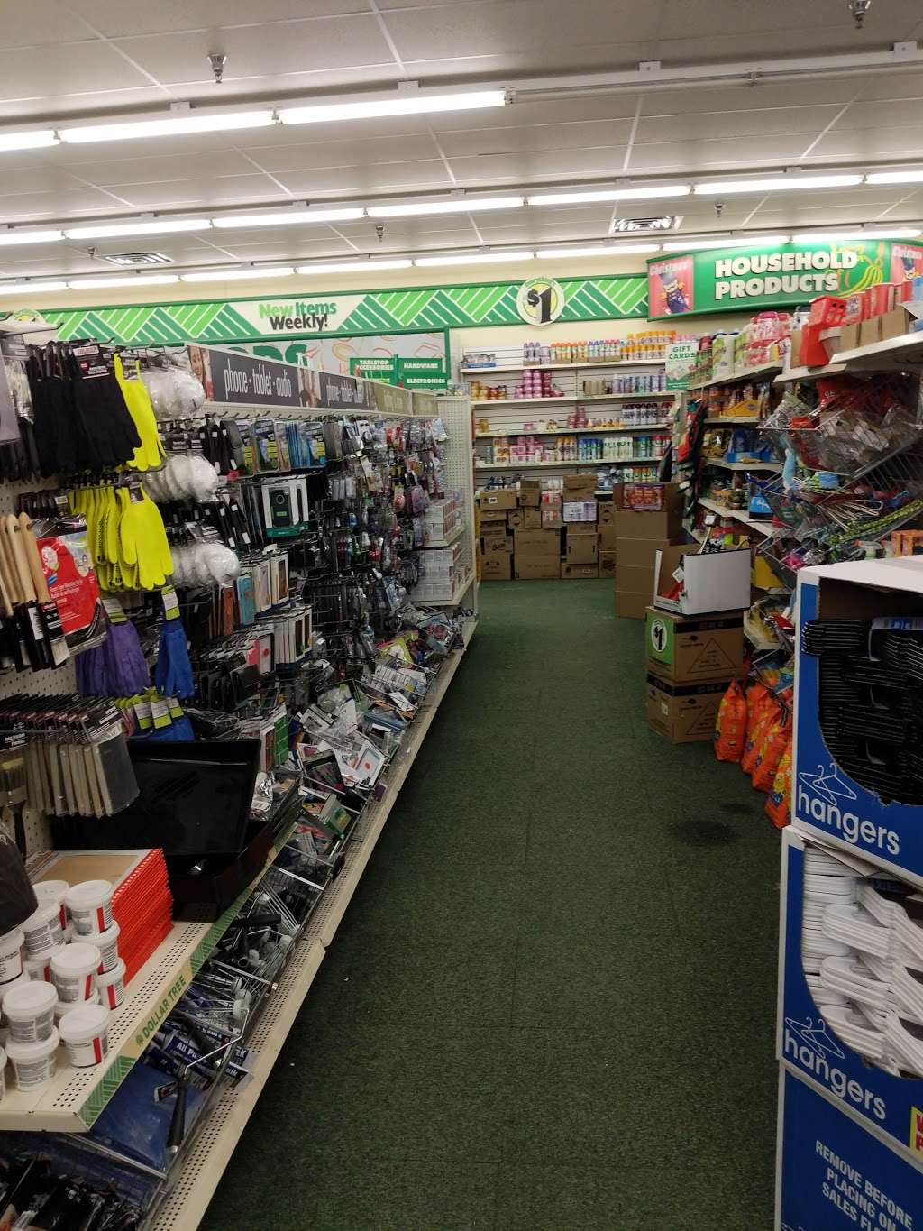 Dollar Tree | 814 Shrewsbury Commons Ave, Shrewsbury, PA 17361, USA | Phone: (717) 942-6015