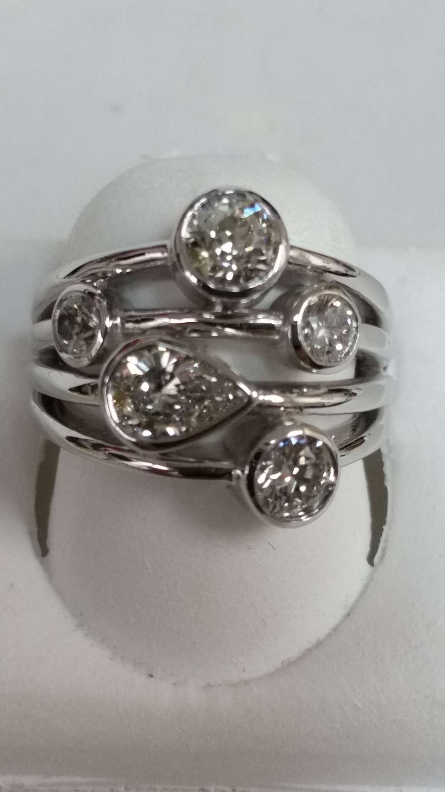 Joeys Jewelry | 91 Plaistow Rd #107, Plaistow, NH 03865, USA | Phone: (603) 382-4440