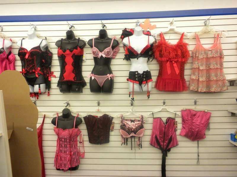 X Mart Boutique 2591 W International Speedway Blvd Daytona