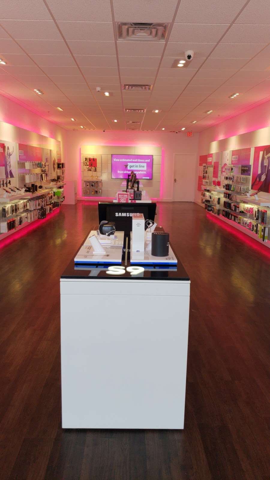 T-Mobile | 22 Holt Dr, Stony Point, NY 10980 | Phone: (845) 241-5900