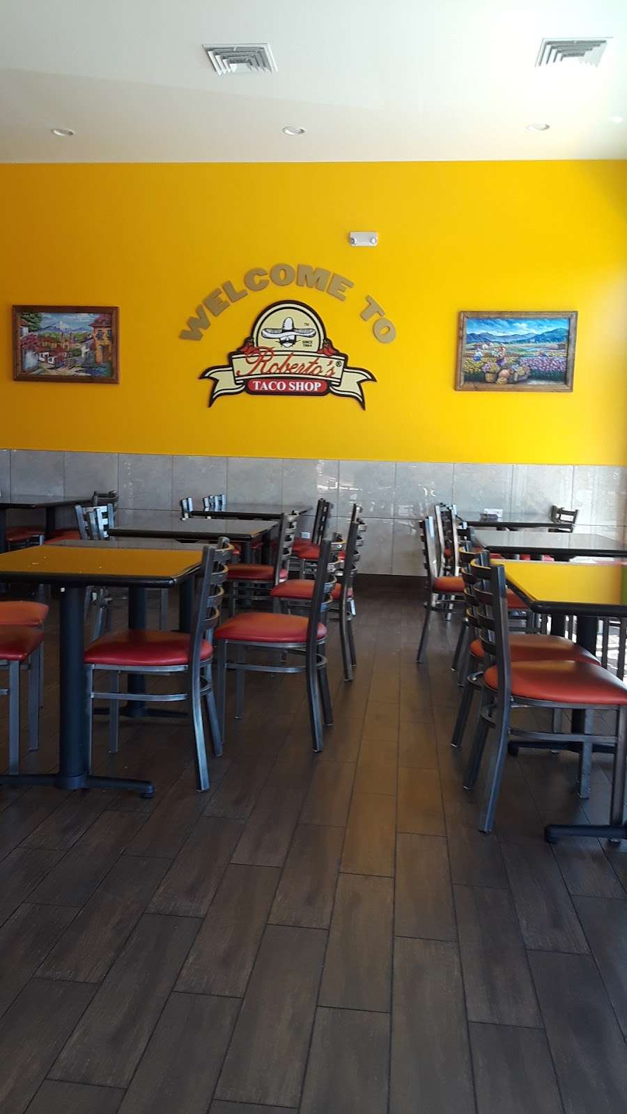 Robertos Taco Shop | 3400 S Hualapai Way, Las Vegas, NV 89117, USA | Phone: (702) 233-3365
