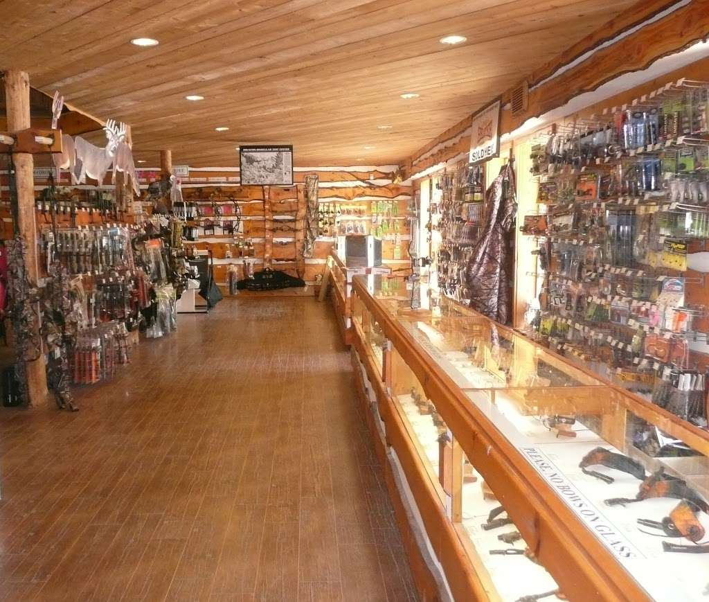 Buck Rub Outfitters, LTD | N13 W28400 Silvernail Rd, Pewaukee, WI 53072, USA | Phone: (262) 547-0535