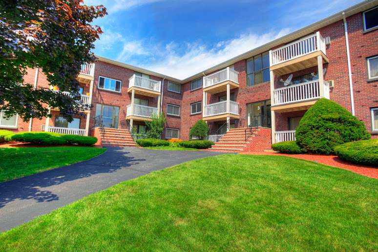 Pheasant Run Apartments | 9 Silver Dr, Nashua, NH 03060, USA | Phone: (603) 267-0444