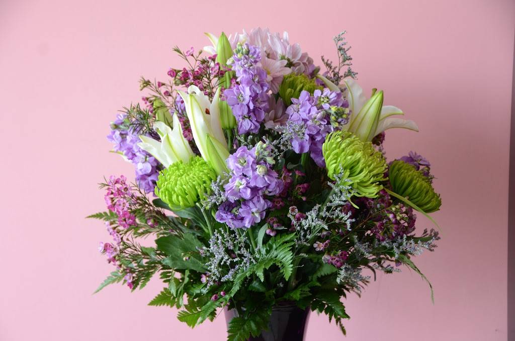 Veronicas Flowers | 9927 S Ridgeland Ave, Oak Lawn, IL 60453, USA | Phone: (708) 422-1444