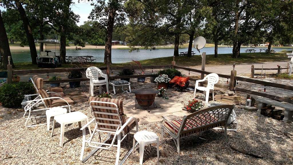 Lake Holiday | 11780 IN-10, De Motte, IN 46310 | Phone: (219) 345-3132