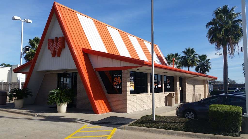 Whataburger | 1040 Gessner Rd, Houston, TX 77055, USA | Phone: (713) 468-8765