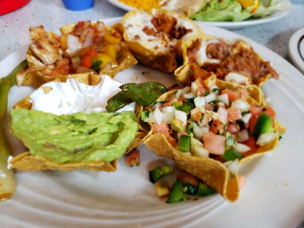 Burrito Jalisco Mexican Restaurant | 11950 S Cicero Ave, Alsip, IL 60803 | Phone: (708) 388-5200
