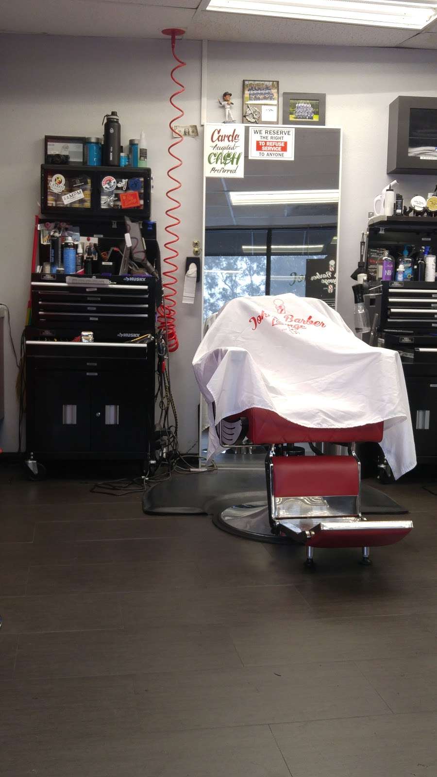 Johns Barber Lounge | 21991 El Toro Rd, Lake Forest, CA 92630, USA | Phone: (949) 465-0052