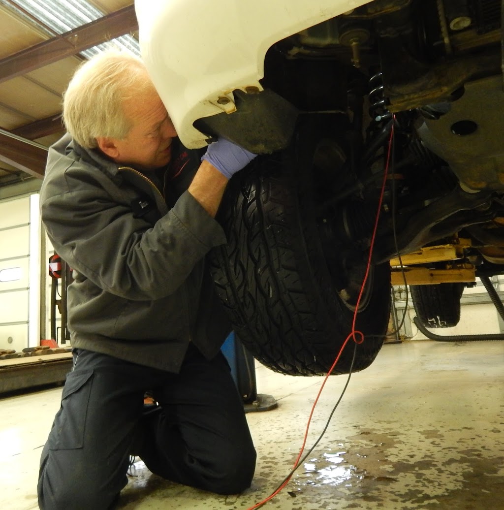Colorado Car Clinic | 5311 S Broadway, Littleton, CO 80121, USA | Phone: (303) 730-0055