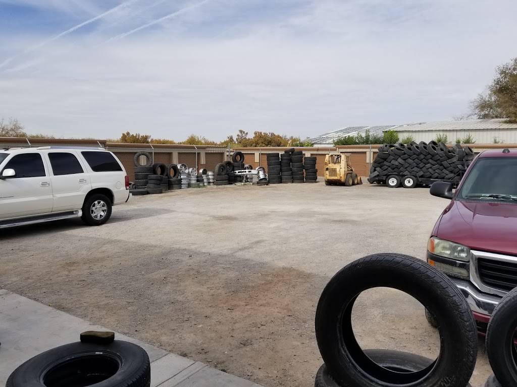 Westside Tiress in 6431 Doniphan Dr, El Paso, TX 79932, USA