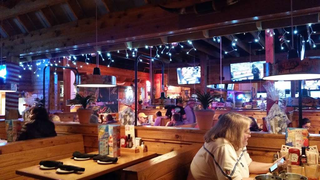 Texas Roadhouse | 835 Cog Cir, Crystal Lake, IL 60014, USA | Phone: (815) 356-7427