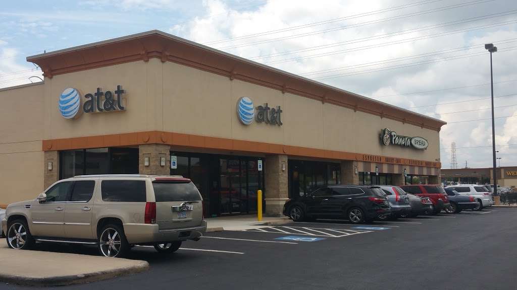 AT&T Store | 22521 Tomball Pkwy Ste. 105, Houston, TX 77070, USA | Phone: (281) 655-7883