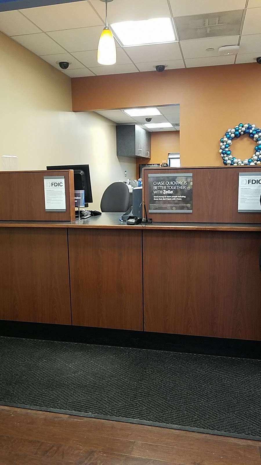 Chase Bank | 4200 E Dundee Rd, Northbrook, IL 60062 | Phone: (847) 272-7116