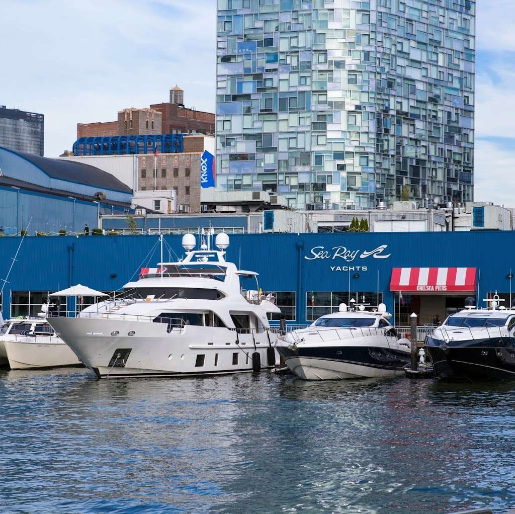 MarineMax Manhattan | 59 Chelsea Piers, New York, NY 10011, USA | Phone: (212) 336-7873
