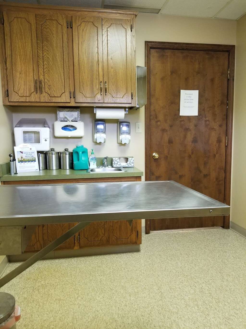 Vintage Plaza Veterinary Hospital | 1205 N Jesse James Rd, Excelsior Springs, MO 64024, USA | Phone: (816) 630-3960