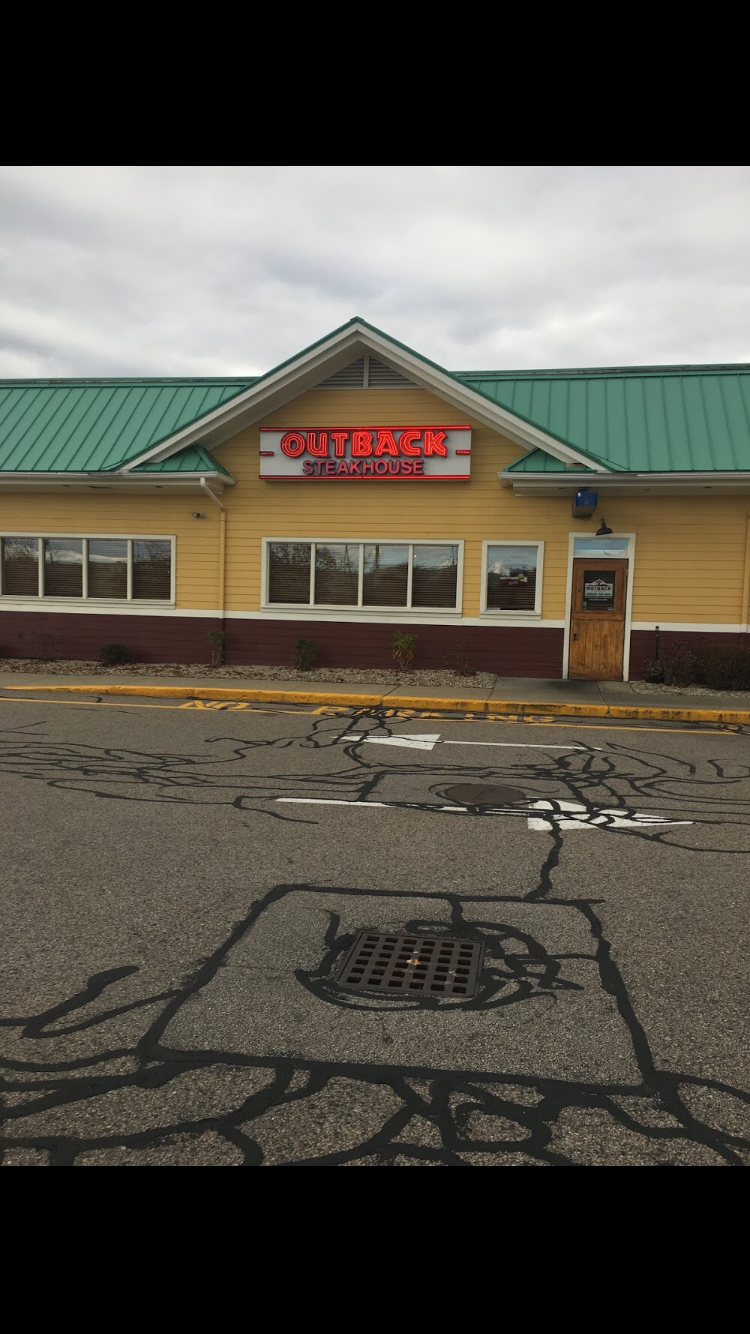 Crossroads Shopping Center | 205 Hartford Ave, Bellingham, MA 02019 | Phone: (617) 232-8900