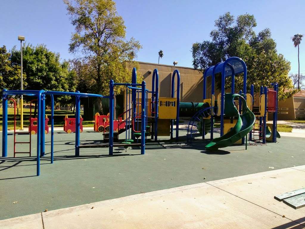 Nichols Park: Joyce Jackson Community Center | 5505 Dewey Ave, Riverside, CA 92504, USA | Phone: (951) 351-6130