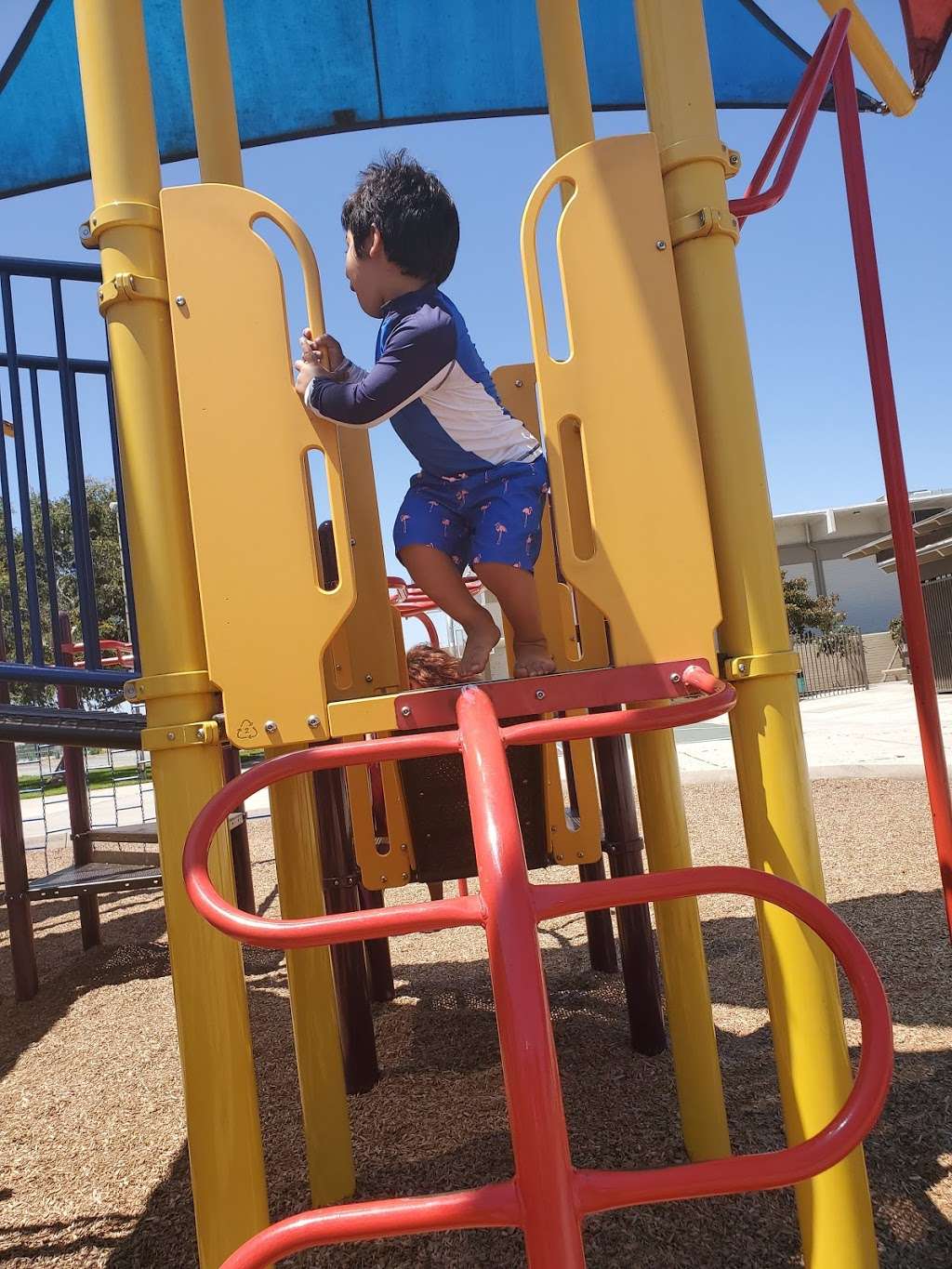 Del Aire Park | 12601 Isis Ave, Hawthorne, CA 90251, USA | Phone: (310) 643-4976