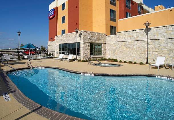 Fairfield Inn & Suites by Marriott Dallas Plano/The Colony | 5909 Stone Creek Dr, The Colony, TX 75056, USA | Phone: (972) 370-7732