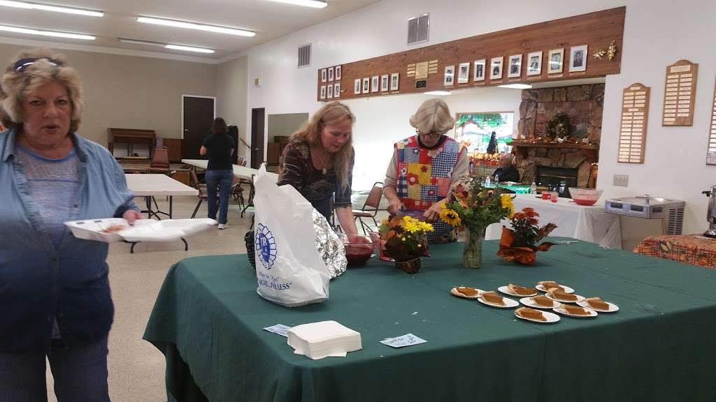 Golden Oaks Thrift Shop | 31908 Hilltop Blvd, Running Springs, CA 92382, United States | Phone: (909) 867-2112