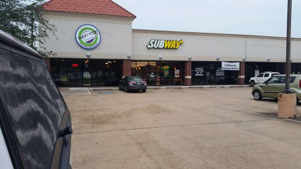 Subway Restaurants | Westland Plaza, 8302 N Eldridge Pkwy #210, Houston, TX 77041 | Phone: (281) 807-3776