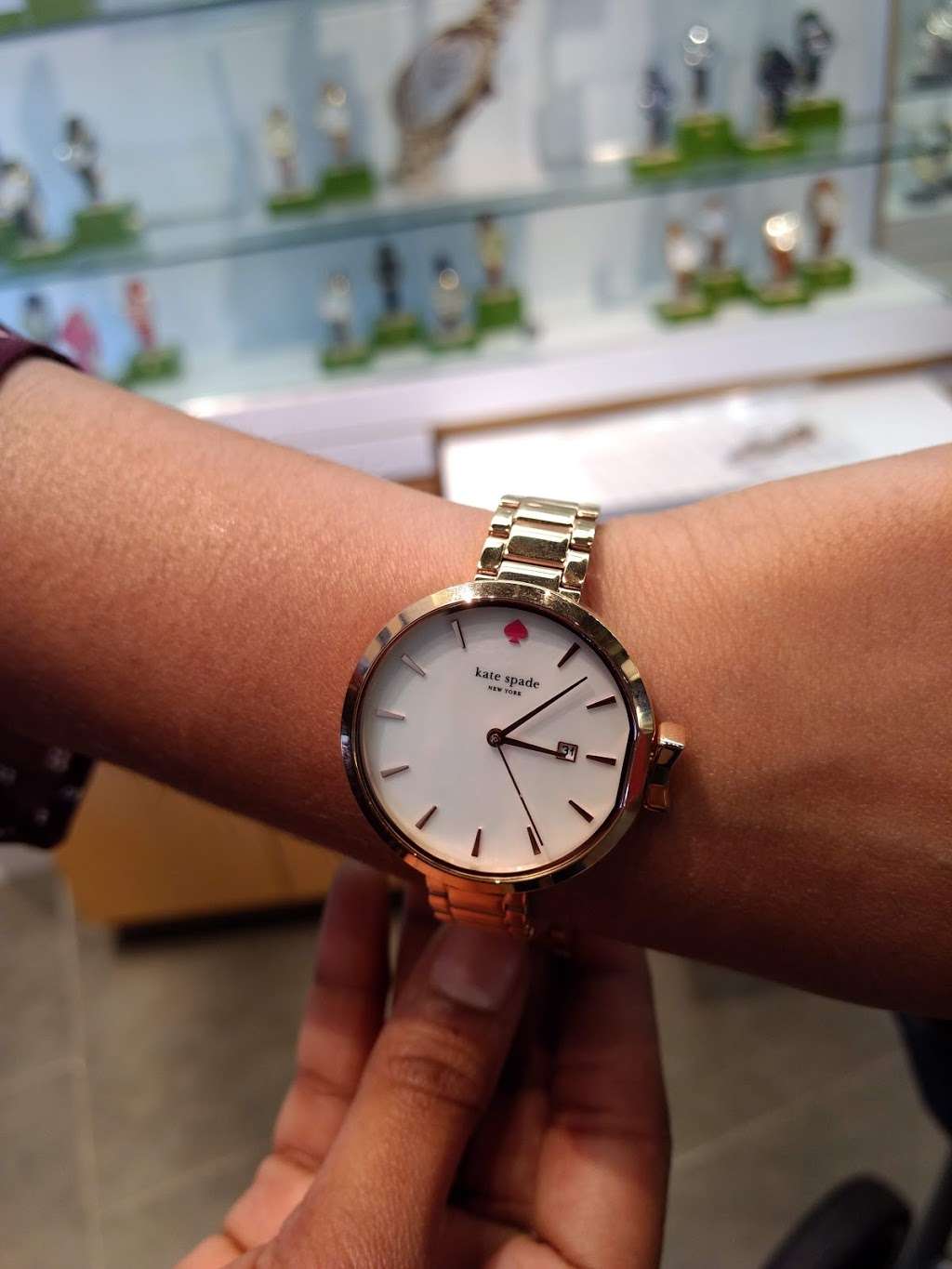 Watch Station International Outlet | 1 Premium Outlet Blvd., 387, Wrentham, MA 02093, USA | Phone: (508) 384-6039